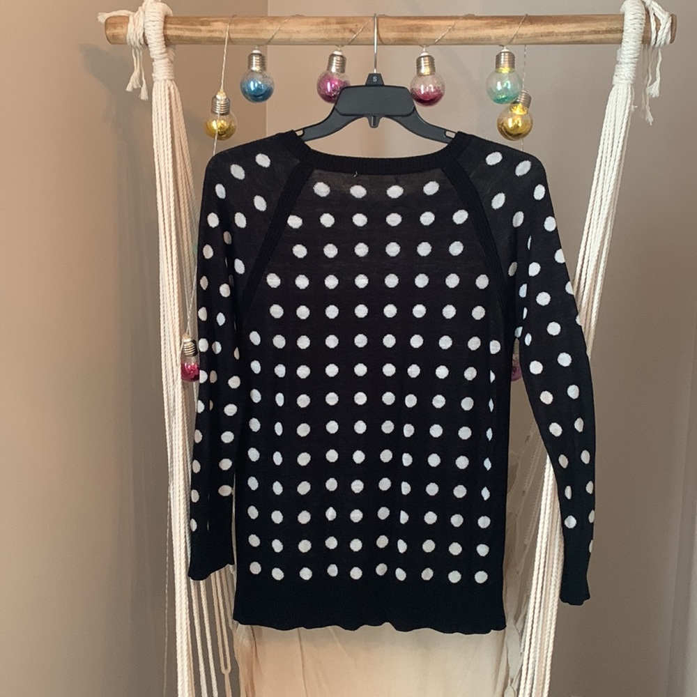 Women’s Medium Black/White reversible polka dot sweater - Picture 2 of 4